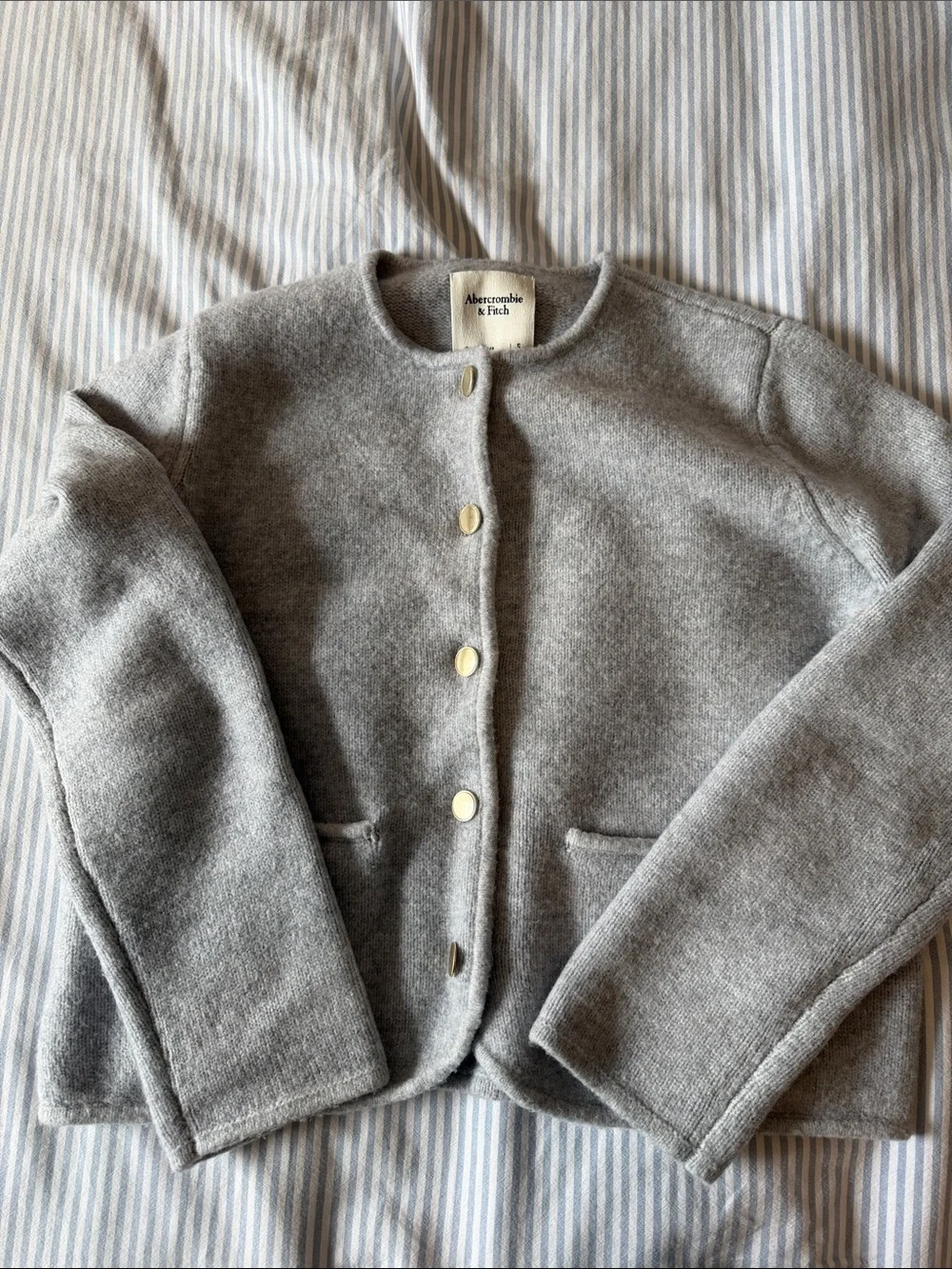 Abercrombie & Fitch Light Gray Button-Up Knit Cardigan - Picture 1 of 5